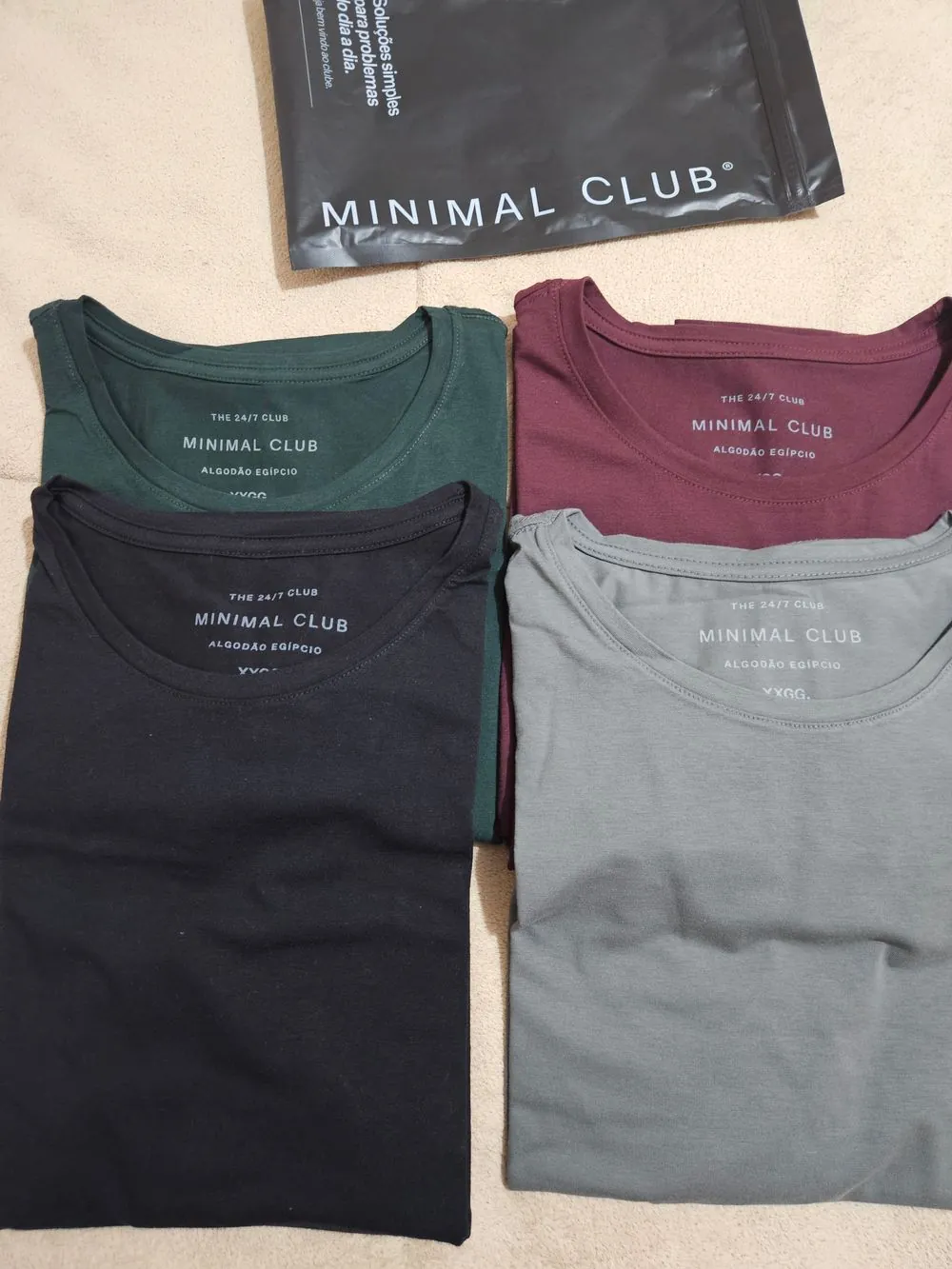 Camiseta Básica Preta